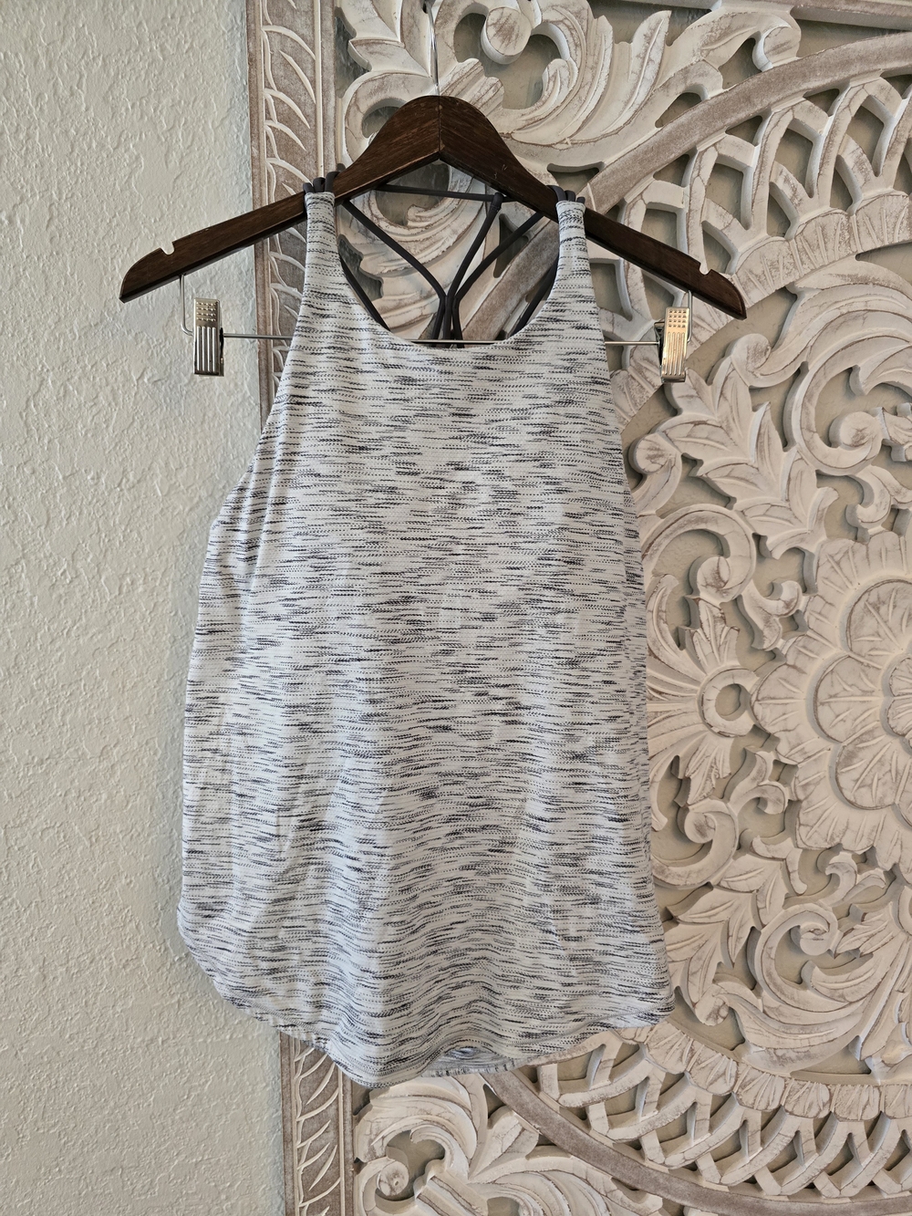 lululemon athletica Heathered Light Gray Strappy Tank